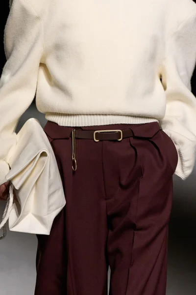 Look 30